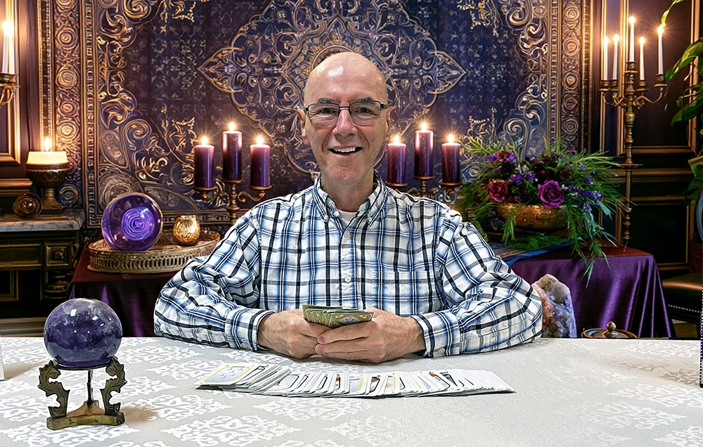 Bill Champlin offering tarot and mediumship readings